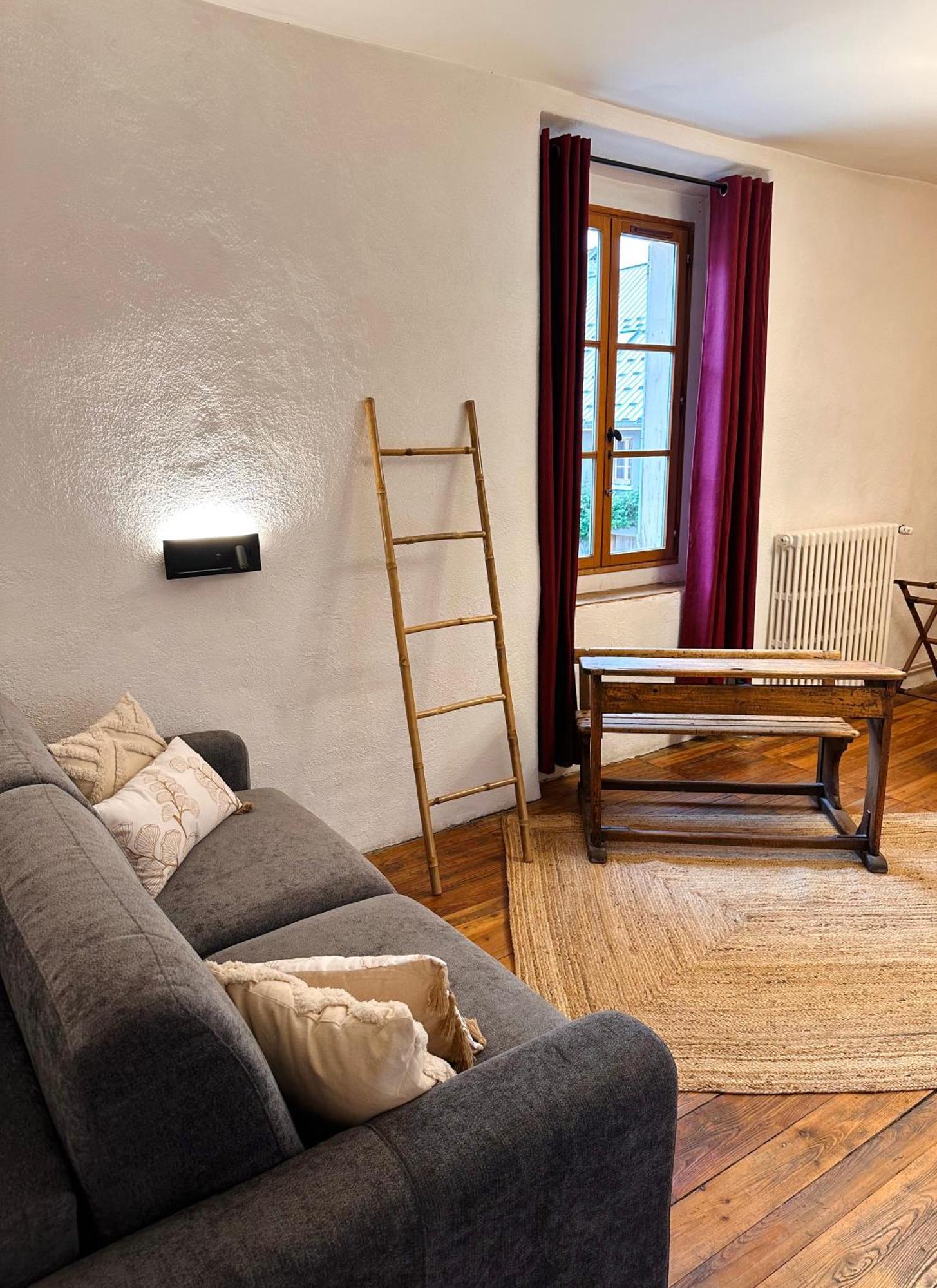 Auberge Le Glacier Bleu Mont Dauphin Ruang foto